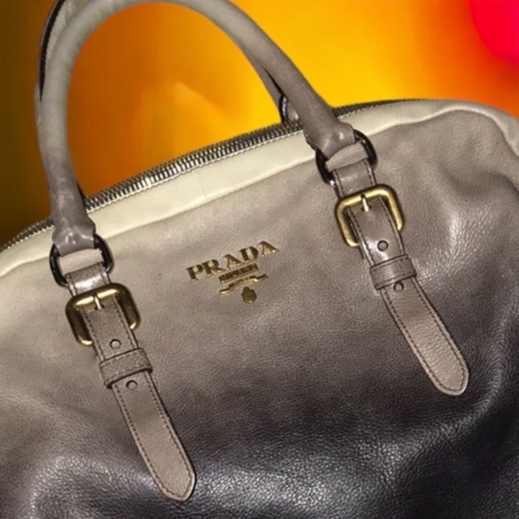⭐️Host Pick⭐️ PRADA - Picture 4 of 17